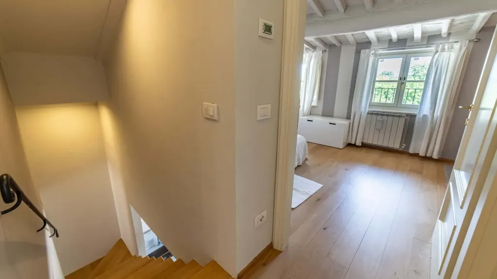 Esik - Apartment with Historic View in Lucca