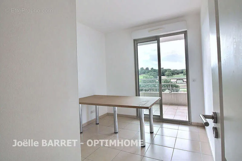 Balcon - Appartement 3 Pièces avec Vue Golf et Terrasse à Biot