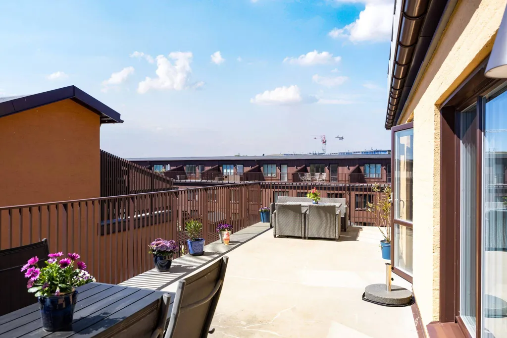 Rõdu - Modern Apartment with Terrace in Lomma Strandstad