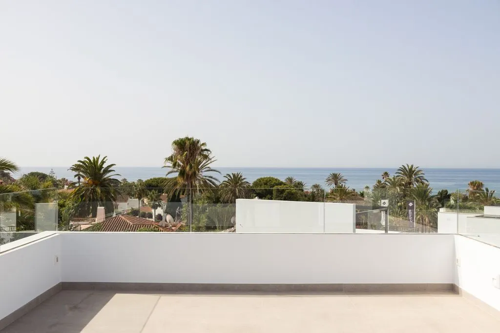 Terrasse - Modern Villa with Sea View in Marbella East