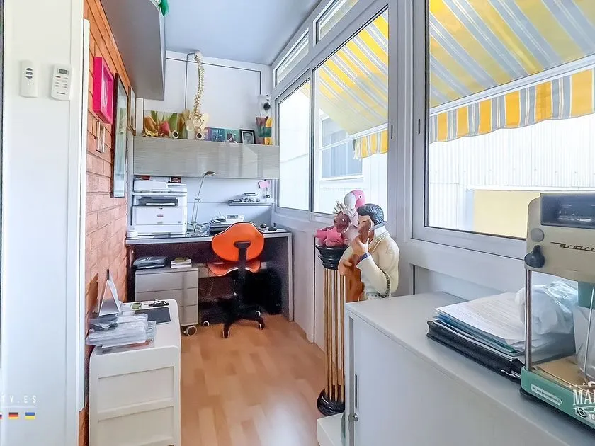 Bureau - Spacious Apartment with Terrace in Lloret De Mar