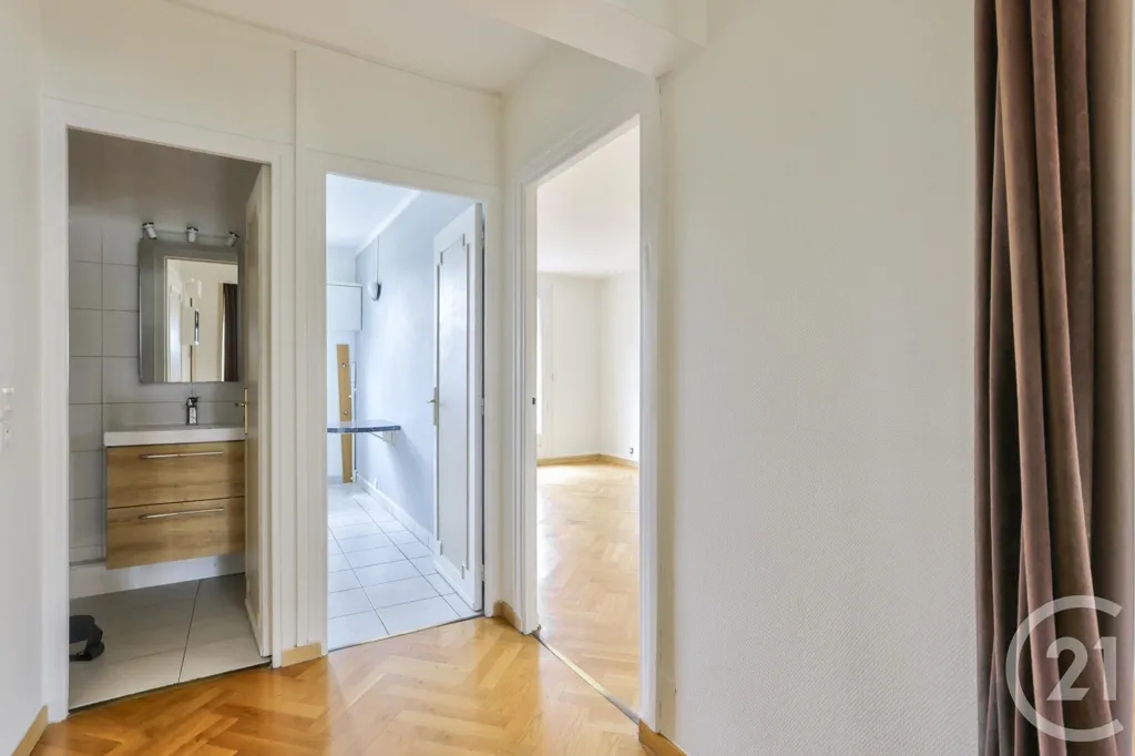 Ingresso - 3-Piece Flat with Parking in Nogent-sur-Marne