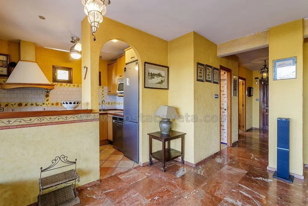 Köök - Chalet with Pool and Terrace in Calle D'osca