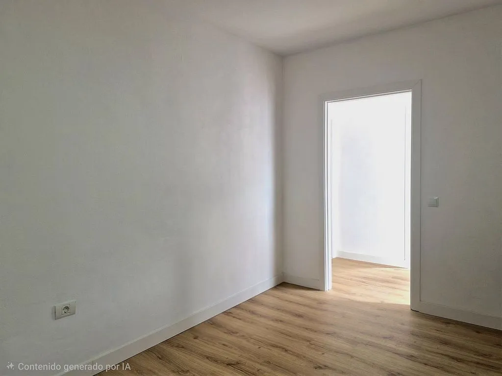 Toad - Modernised Flat with Balcony in Barranco Grande