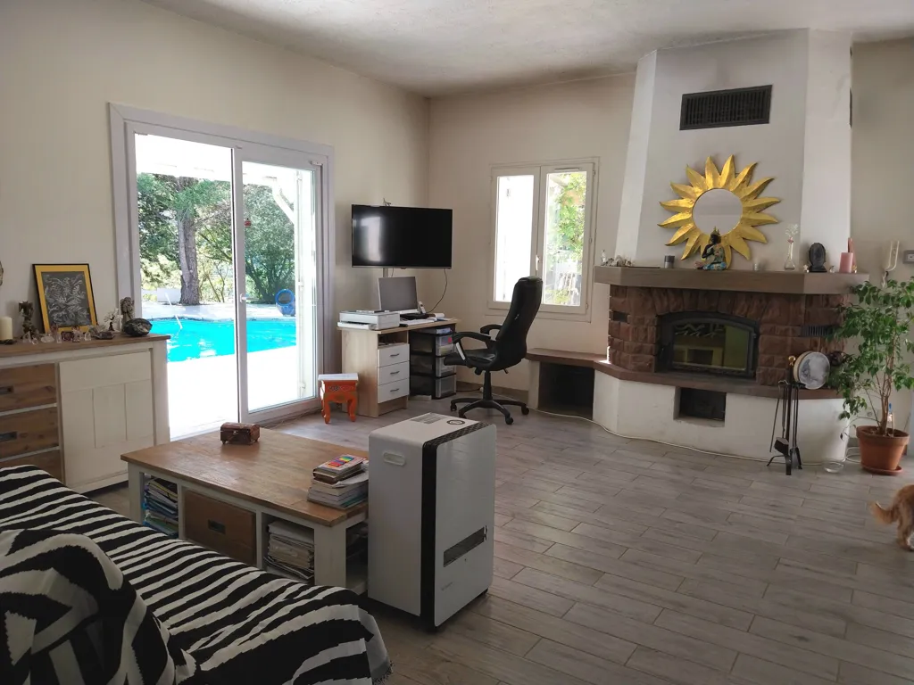Séjour - Maison de Plain-Pied avec Vue Panoramique à Lucéram