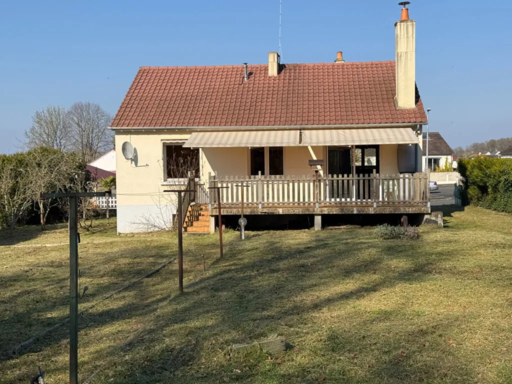 Exterior - Charming House with Garden near La Flèche