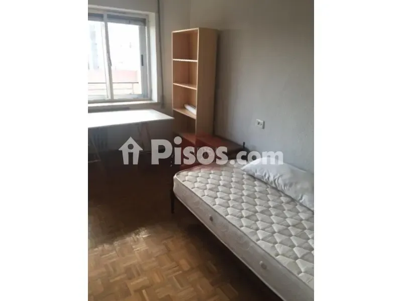 Magamistoad - Bright Apartment with Balcony in City Centre
