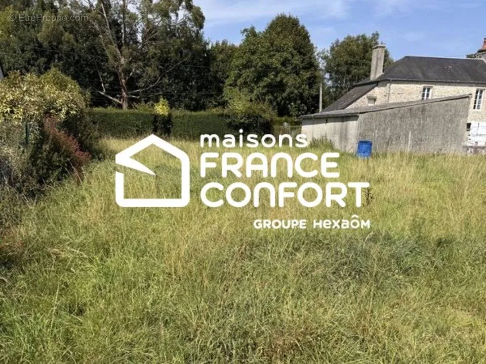 Aed - Construction Plot with Garden in Monceaux-en-Bessin