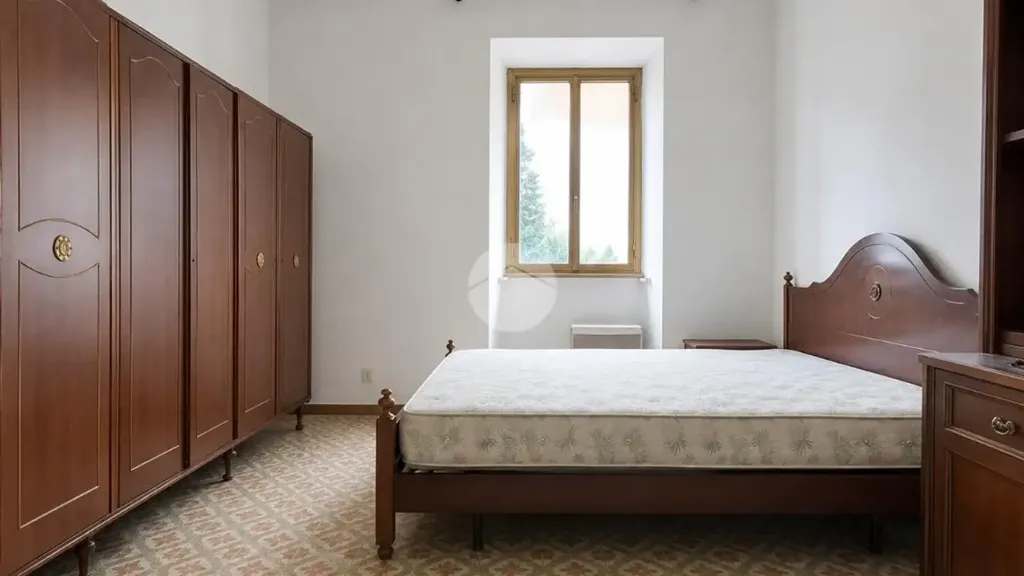 Magamistoad - Terni Duplex with Potential in Central Location