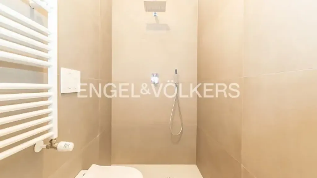 Salles de bain - New Villa with Terraced View in Frascati