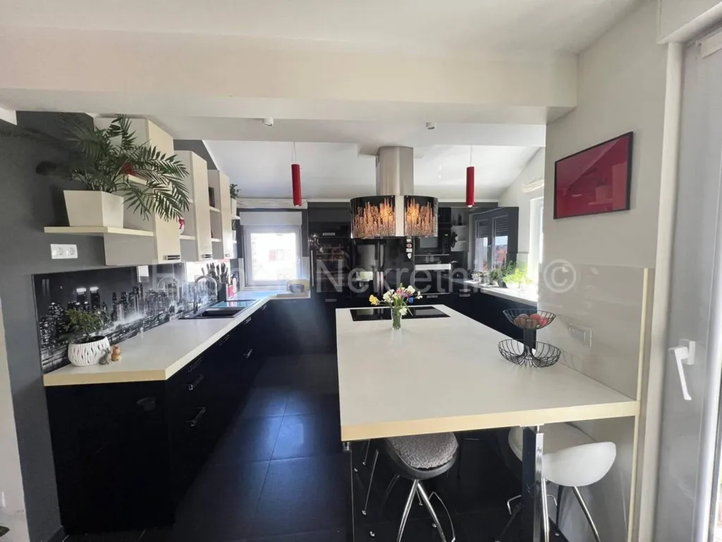 Cuisine - Luxury Penthouse with Sea View in Trogir