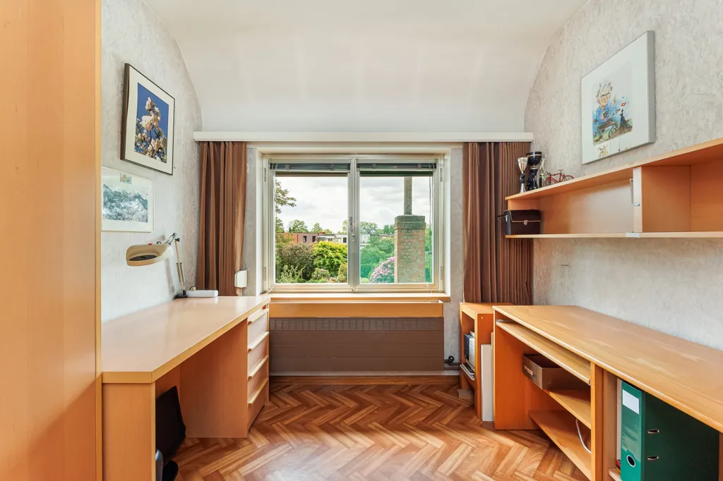 Kabinet - Split-Level House with South-Facing Garden in Edegem