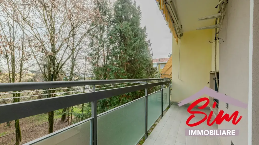 Balcon - Four-room Flat with Balcony in San Paolo