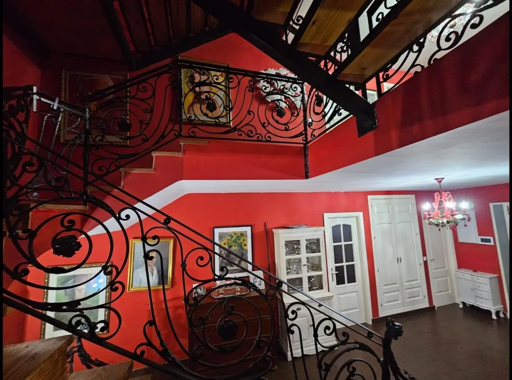 Rooms - Chalet with Pool in Sierra Norte, Madrid