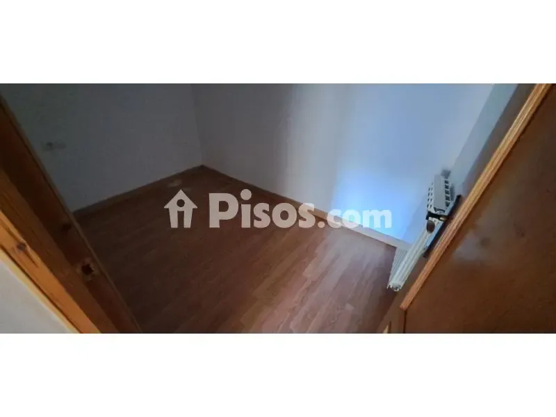 Pièces - Chalet with Business Space in Sariñena