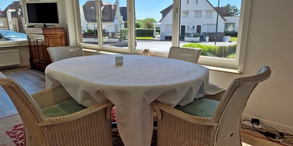 Salle à manger - Appartement avec Vue sur les Dunes à Westende