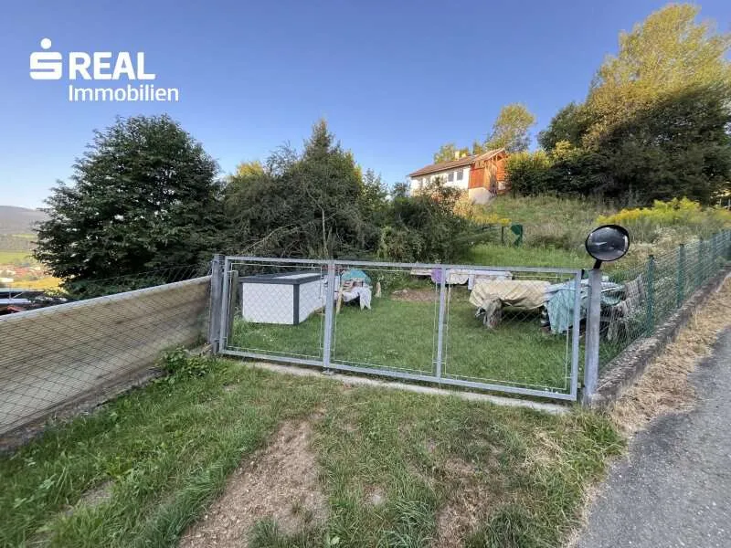 Jardin - Sunny Plot with View in Neumarkt