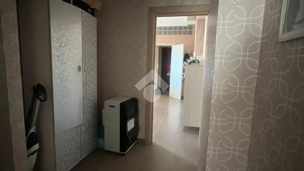 hallway_entrance