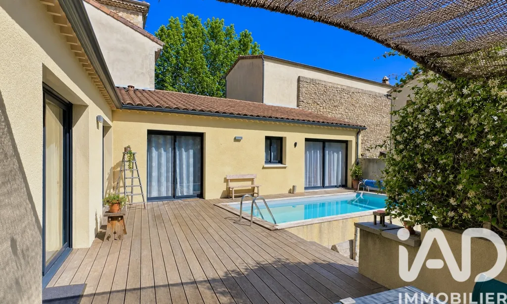 Pool - Contemporary House with Pool in Pont-Saint-Esprit