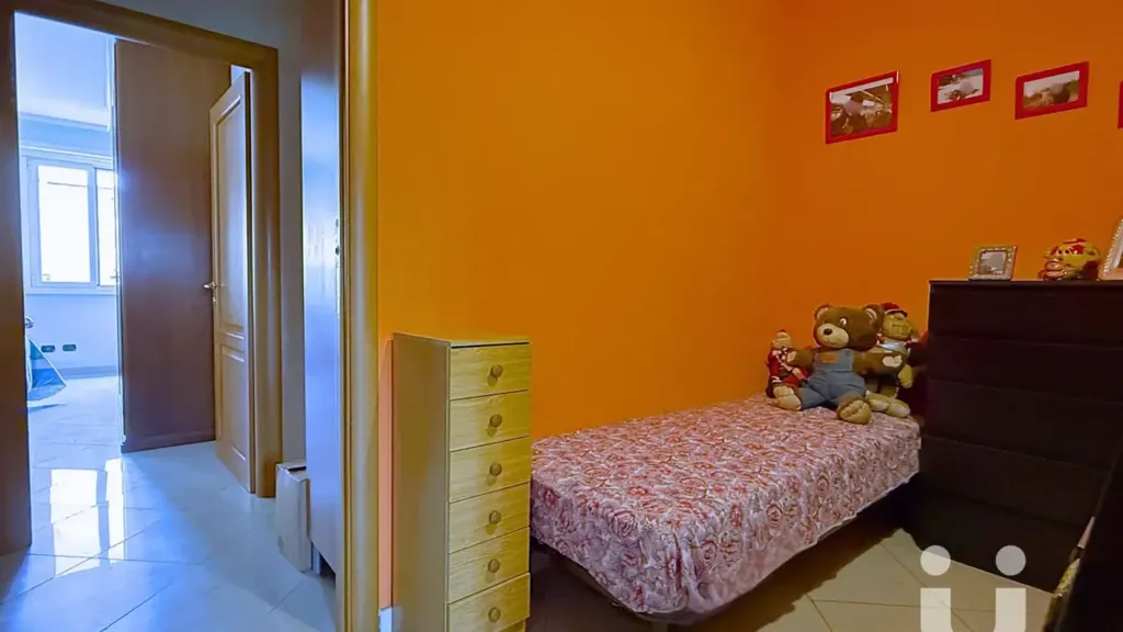 Bedrooms - 3-Bedroom Apartment with Balcony in Conca d'Oro, Rome