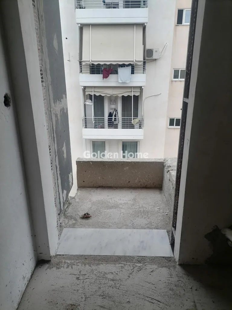 Rõdu - Modern Penthouse with Balcony in Daphni