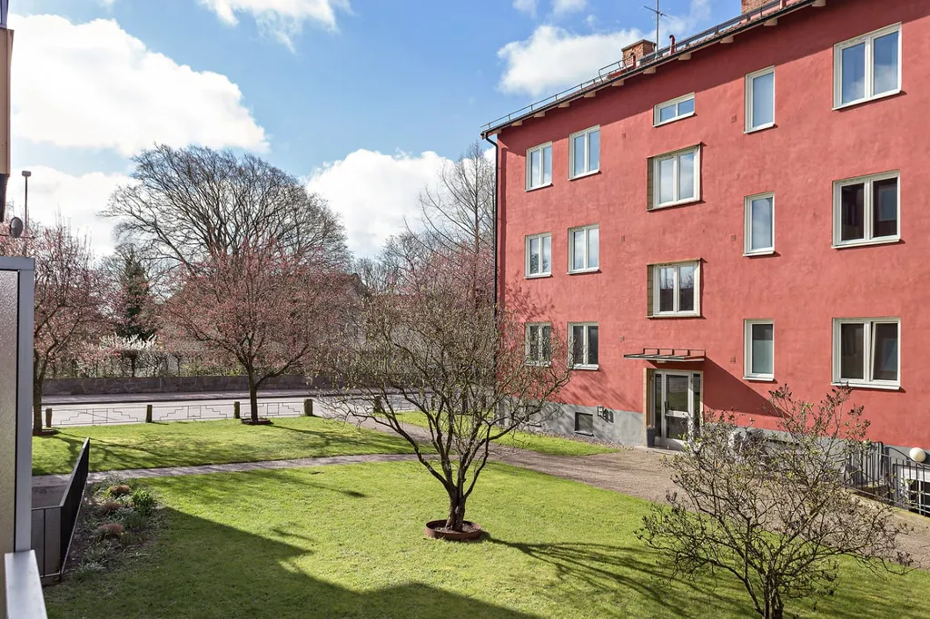 Garden - 2-Bedroom Flat with South-Facing Balcony in Sölvesborg