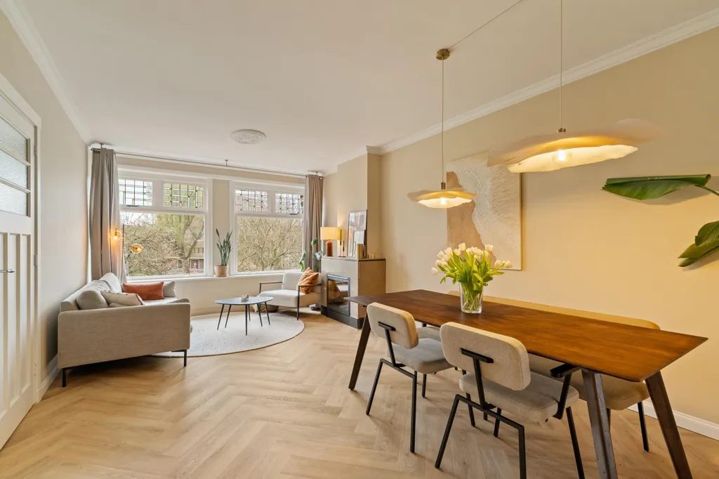 Sala da pranzo - Charming Gallery Flat with Park View in Utrecht