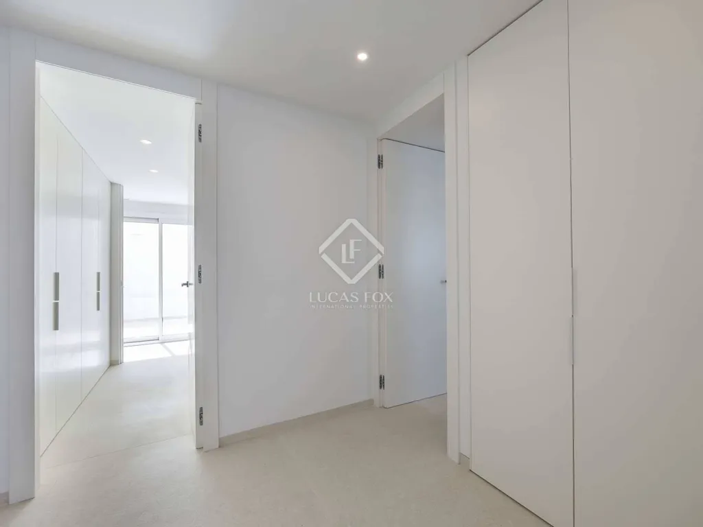 Esik - Renovated House with Pool in Burjassot