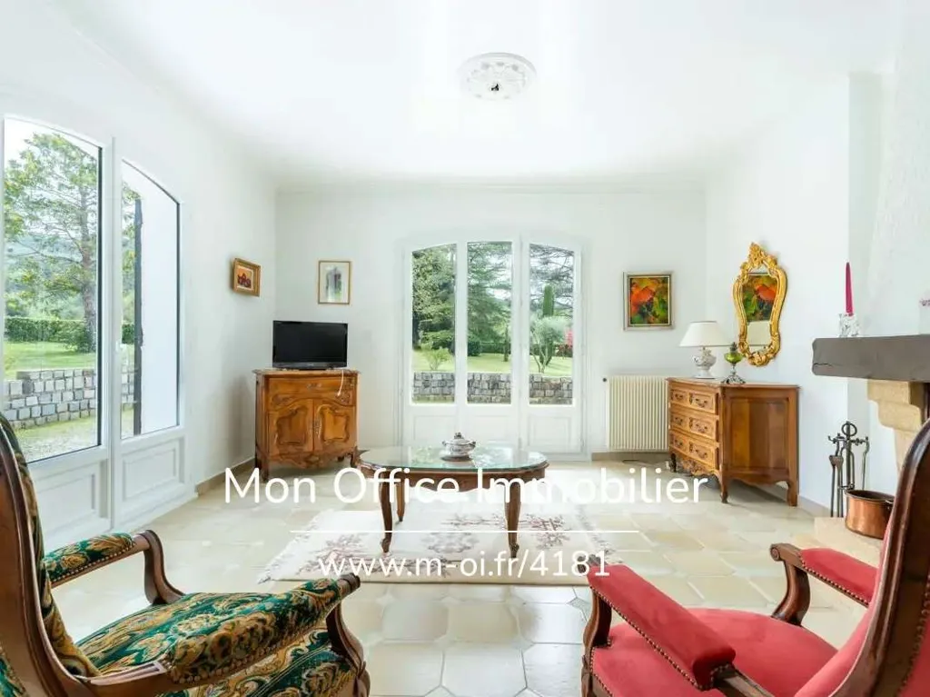Elutuba - Charming House with Garden in Trets