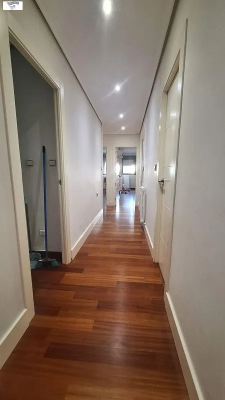 Esik - Apartment with Patio in Albacete Centre