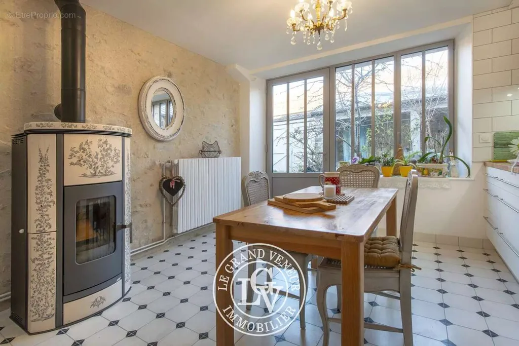 Cuisine - Longère Rénovée avec Gîte Indépendant près de Fontainebleau