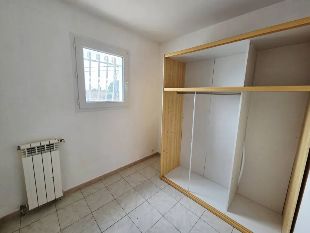 Toad - Villa with Double Garage in Saint-Marcel-sur-Aude