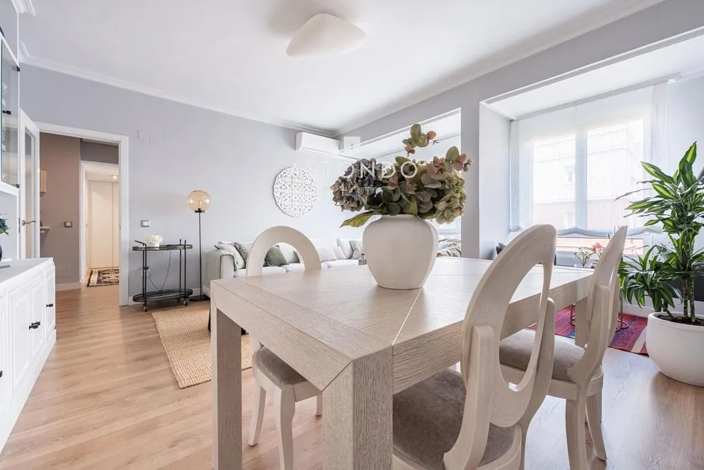 Salle à manger - Renovated Flat with Natural Light in Chamartín