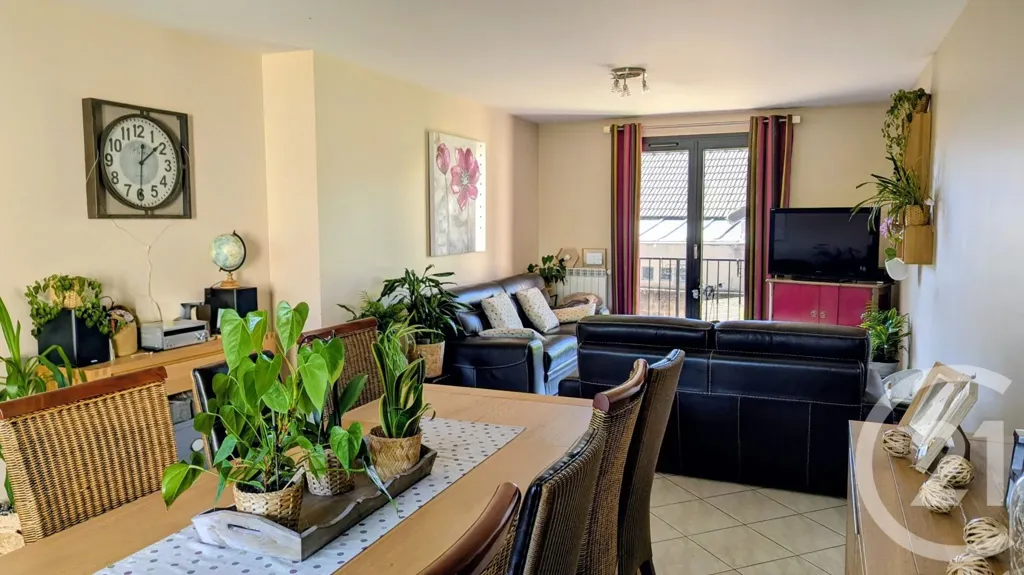 Sala da pranzo - Charming House with Garden in Champigny-sur-Marne