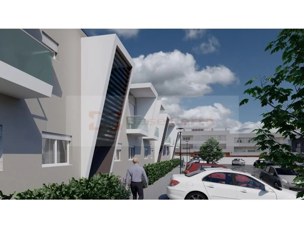 Contemporary Villa with Pool in Azambuja
