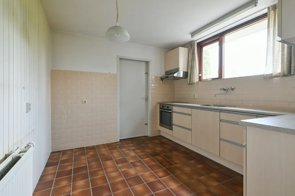 Köök - Villa with Garden on Spacious Plot in Hoofddorp