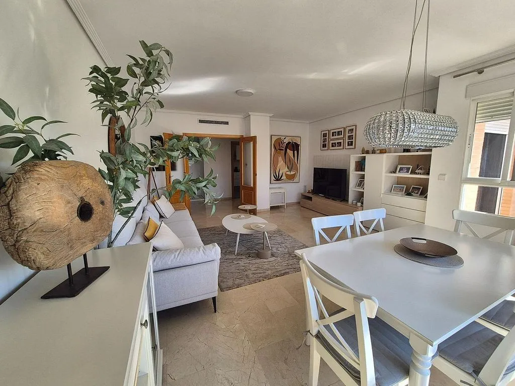 Comedor - Ático duplex con terraza en Carrer de l'Estatut Valencià