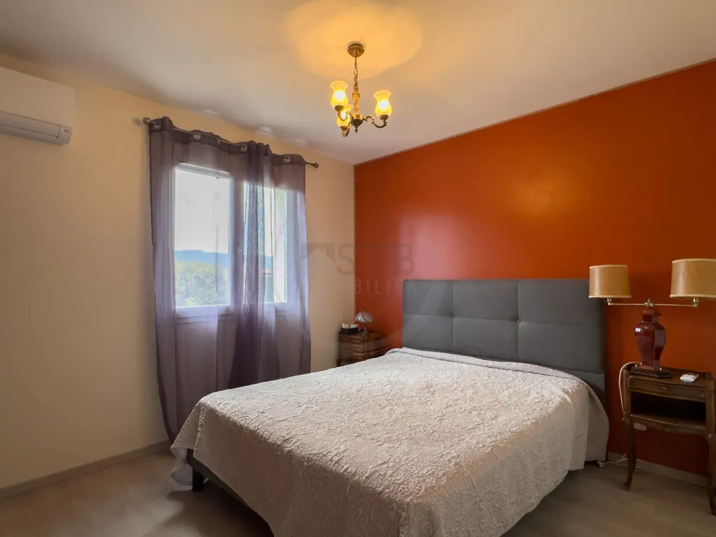Bedrooms - Terraced House with Garden in Chomérac