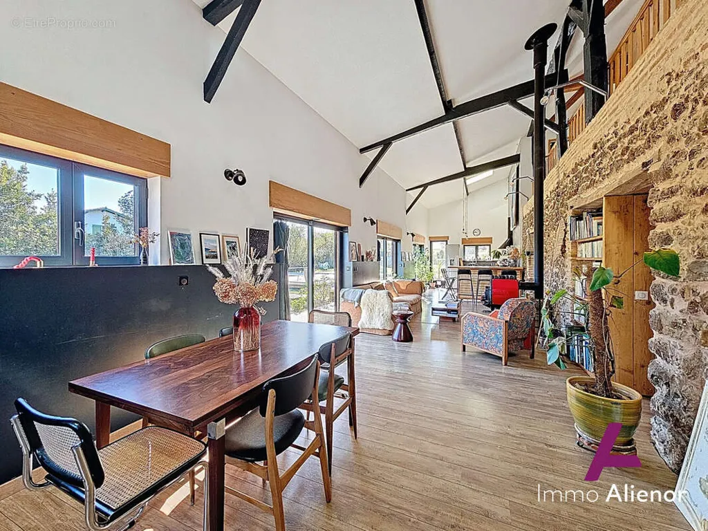 dining_room