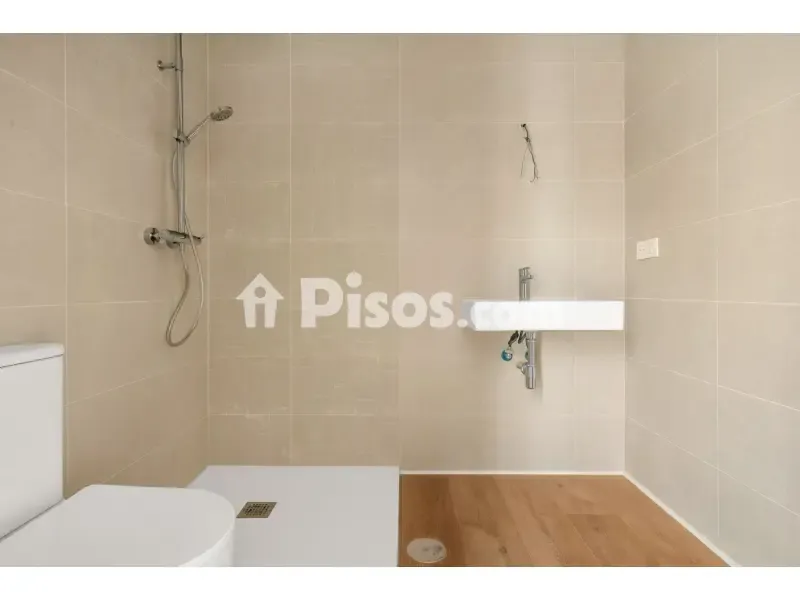 Bathrooms - New Flat with Rooftop Terrace in Parque Mediterráneo