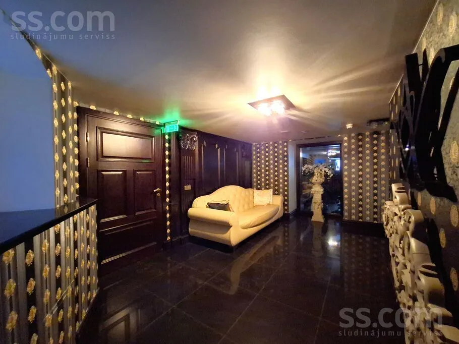 Entrée - Three-Bedroom Apartment with Sauna in Riga Centre