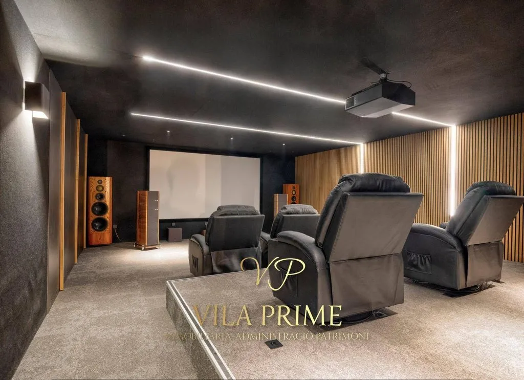Pièces - Luxury Villa with Sea Views in Cabrils