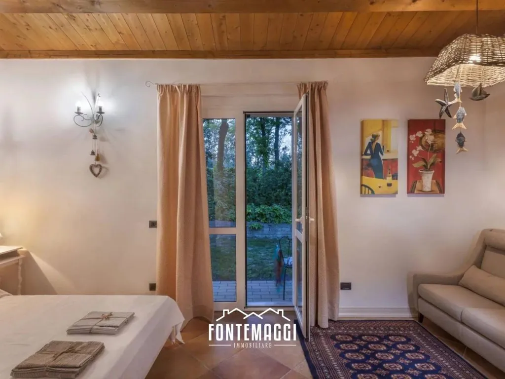 Chambres - Villa with Sea View in San Costanzo