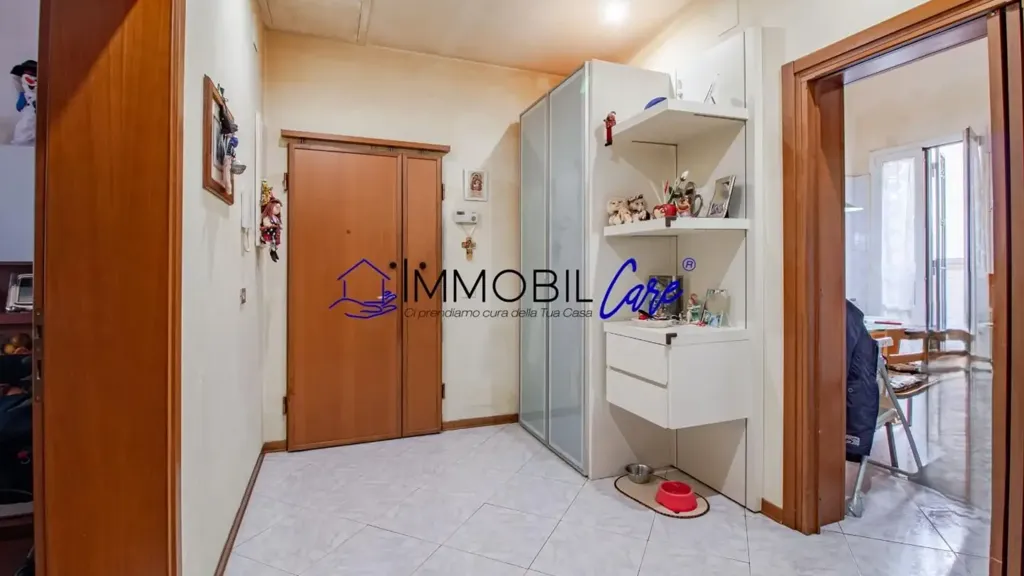 Entrée - Spacious Apartment with Veranda in Livorno