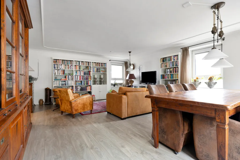 Söögituba - Apartment with South-West Terrace in Scheveningen