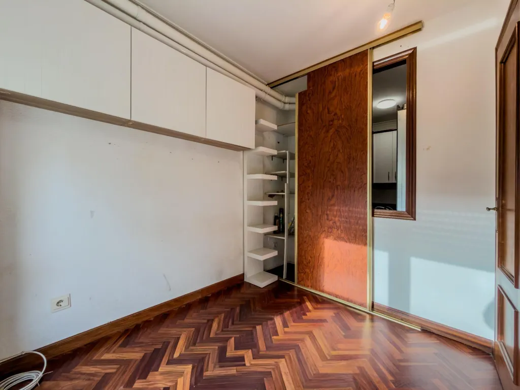 Toad - Modern Flat with Sea View in Valdenoja, Santander