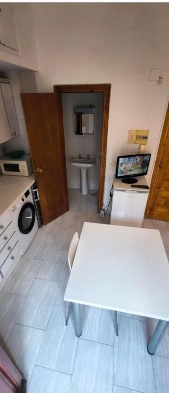 Söögituba - Studio with Terrace in City Centre