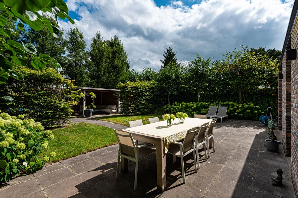 Terrasse - Modern Half-Detached House with Garden in Doorn