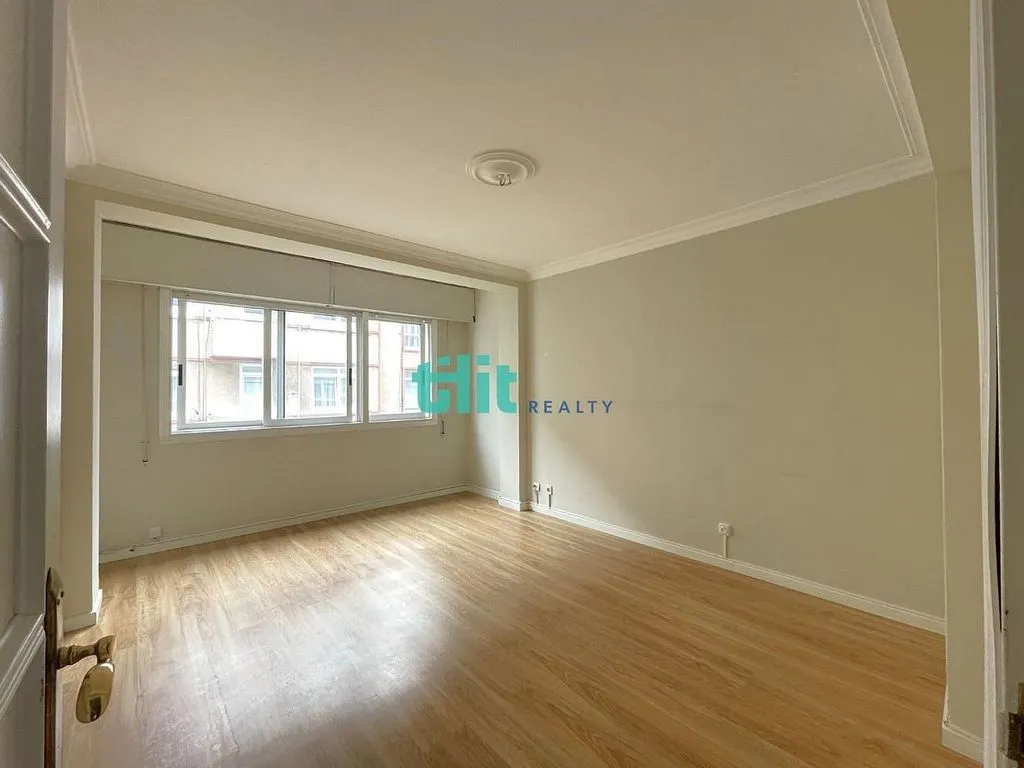Toad - Apartment with Garage in Paseo de los Puentes