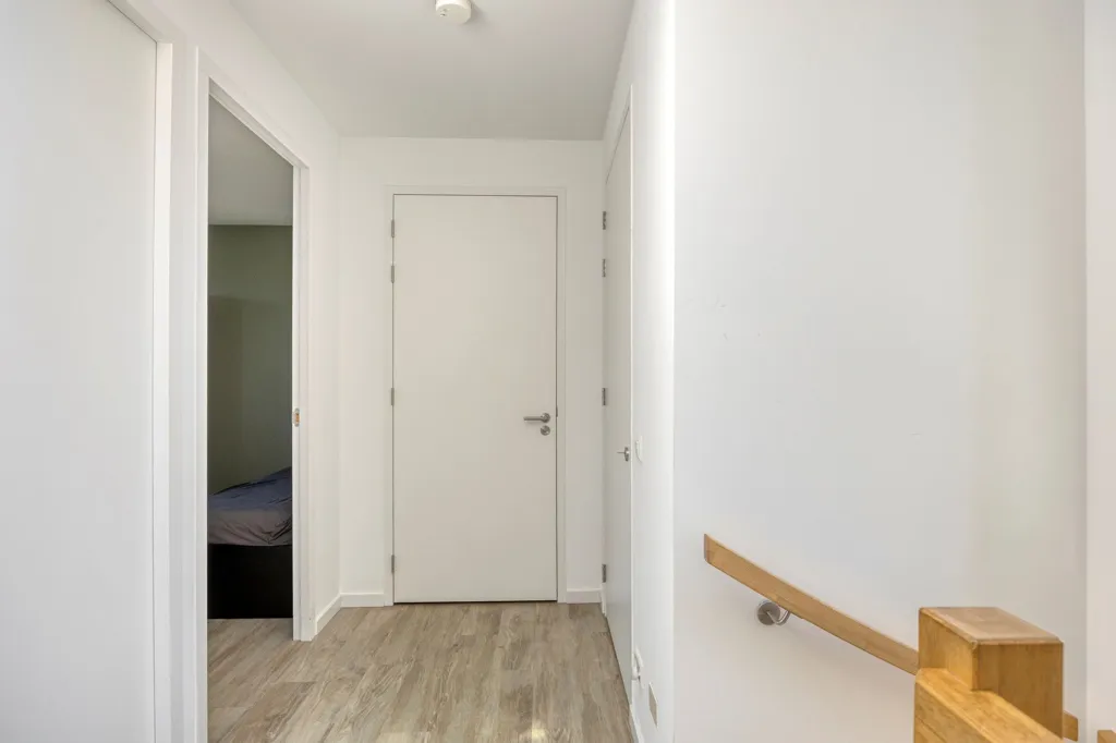 Entrée - Semi-Detached House with Panoramic Views in Leiderdorp